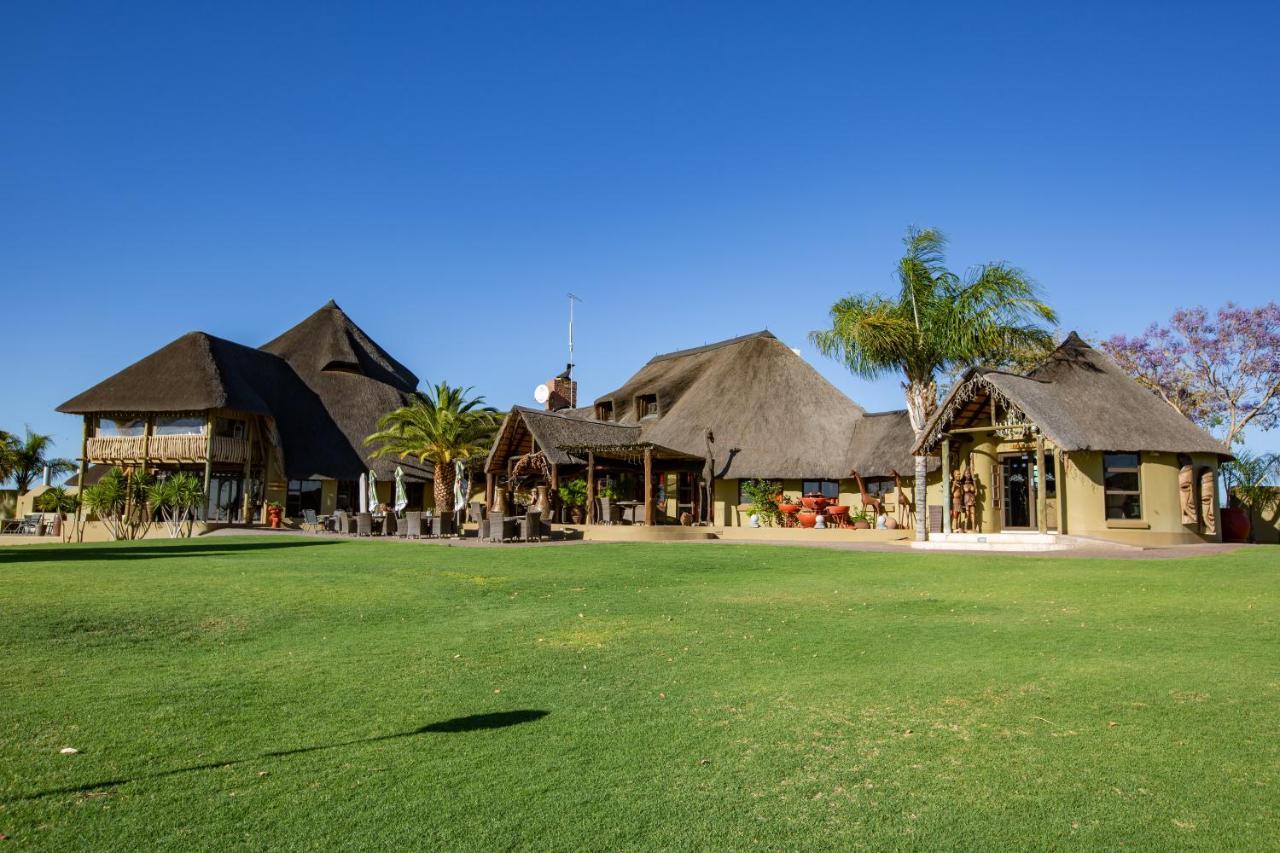 Lapa Lange Game Lodge Mariental Exterior foto