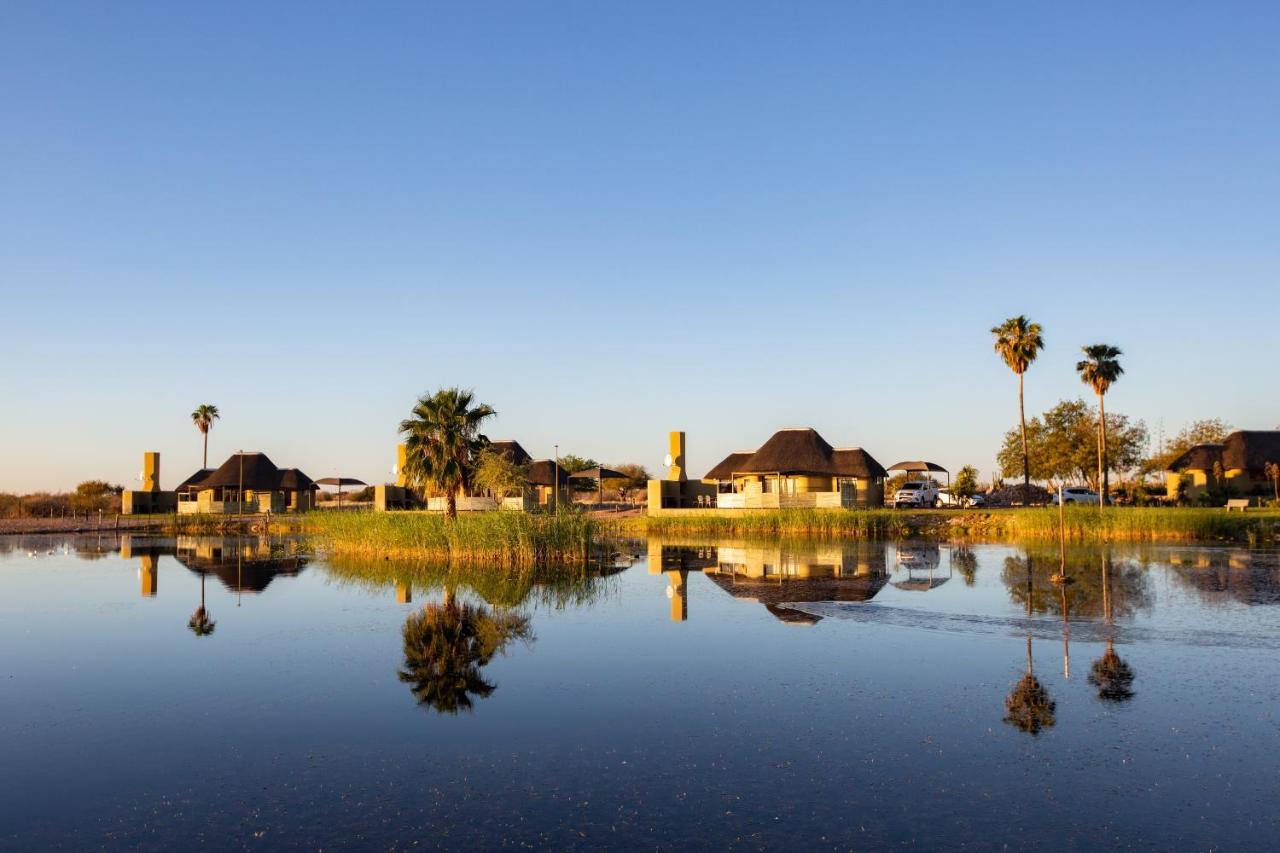 Lapa Lange Game Lodge Mariental Exterior foto