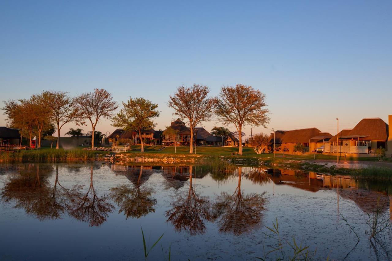 Lapa Lange Game Lodge Mariental Exterior foto