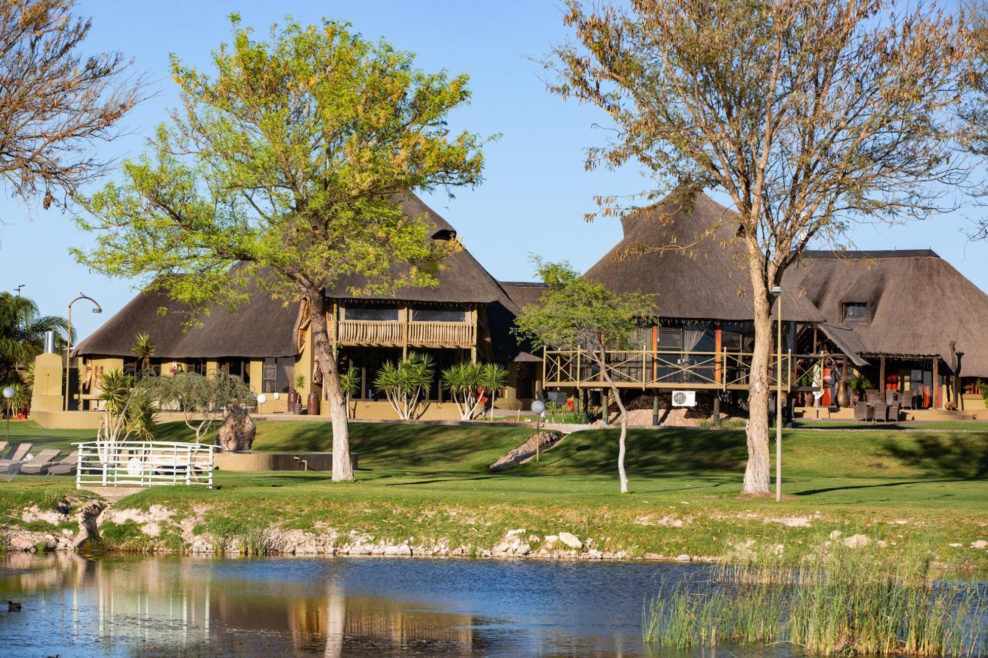 Lapa Lange Game Lodge Mariental Exterior foto