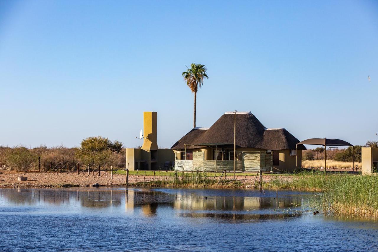 Lapa Lange Game Lodge Mariental Exterior foto