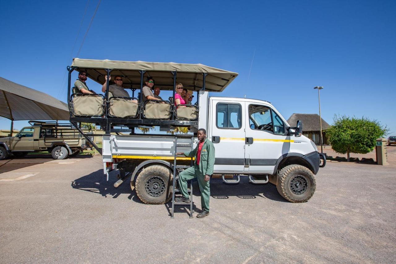 Lapa Lange Game Lodge Mariental Exterior foto